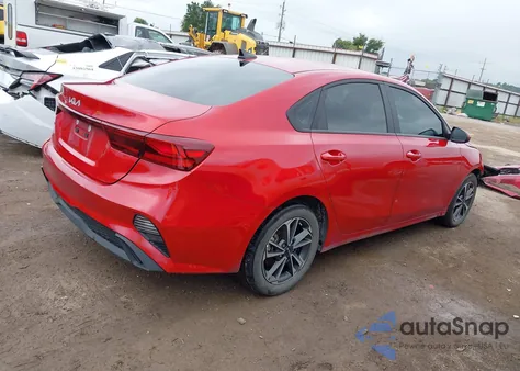 2023 Kia Forte Lxs из США, поврежденный, VIN 3KPF24AD2PE682247